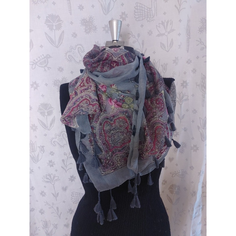 Floral Grey Pink Roses Sheer Shawl Scarf w/ Tassle Square Warm Season Scarf